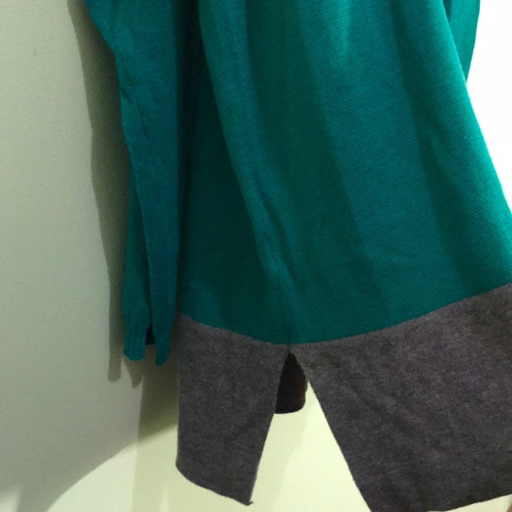 Knit Tunic Sweater - Picture 3 of 5